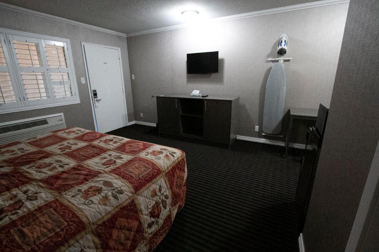 Alpha Inn&suites Motel
